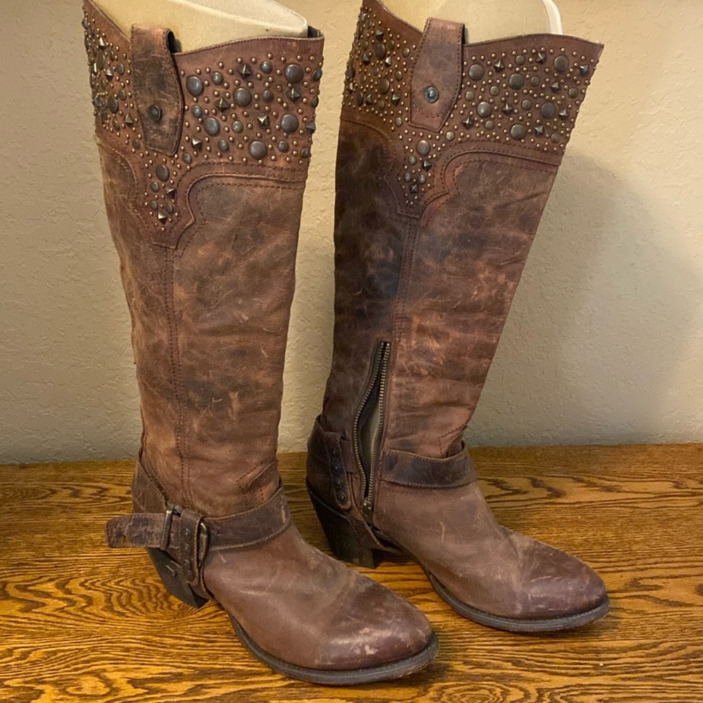 Muro leather tall boots rustic and vintage size 9